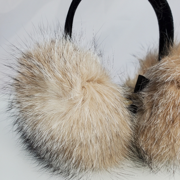 NWT$120 Surell Fox Fur Earmuffs with Velvet Band - Picture 3 of 6